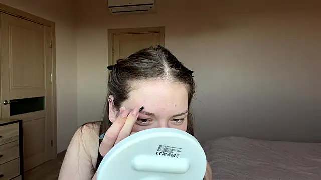 Milayouknow online show from April 5, 2:13 pm