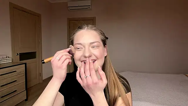 Milayouknow online show from April 2, 12:34 pm