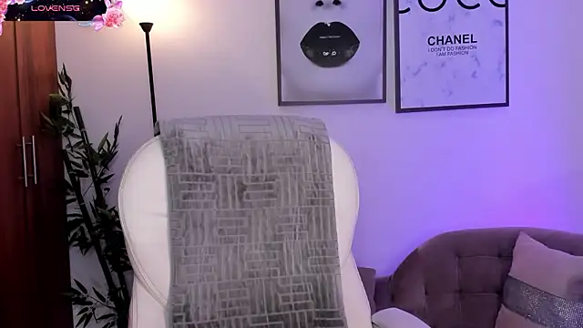 nix rave1 online show from March 17, 8:34 pm