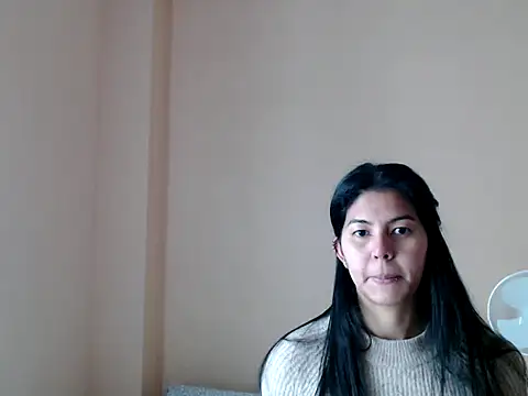 Snapshot of ZeforAitanna chatting on February 8, 2:48 pm ZeforAitanna online show from February 8, 2:48 pm