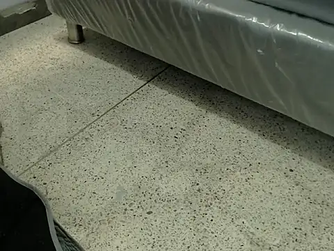 Isabella-001 online show from February 12, 12:16 pm