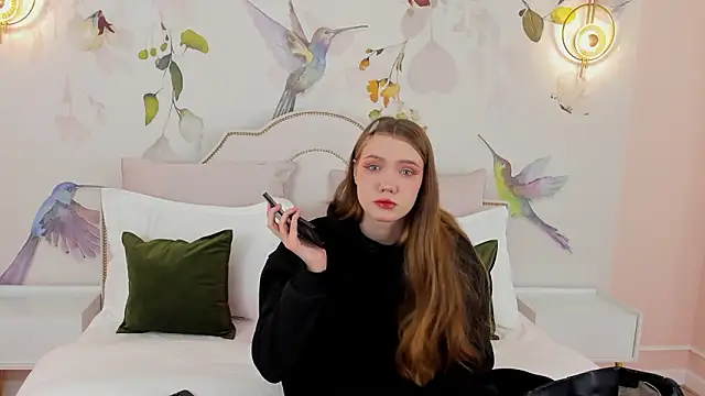 StacyHicks online show from March 10, 6:45 pm