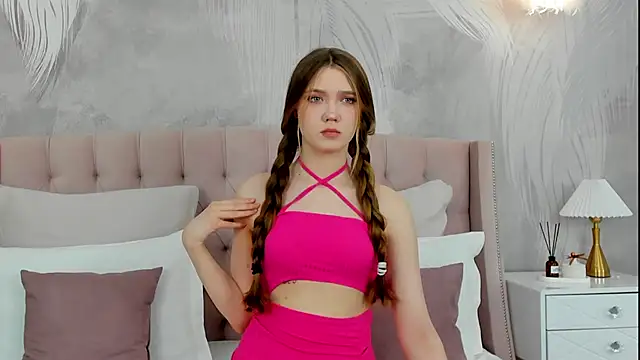 StacyHicks online show from March 18, 3:13 pm