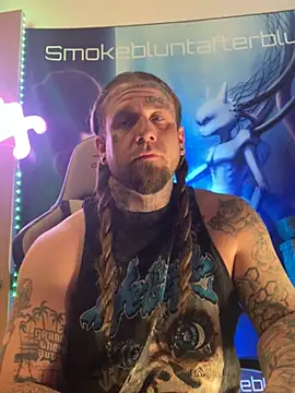 Smokebluntafterblunt online show from February 15, 2:23 am