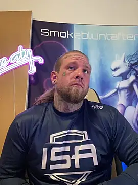 Smokebluntafterblunt online show from June 24, 8:35 am