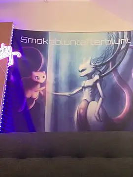 Smokebluntafterblunt online show from April 16, 12:06 pm