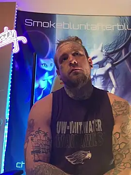 Smokebluntafterblunt online show from March 25, 6:57 am