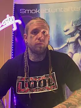 Smokebluntafterblunt online show from April 10, 1:29 pm