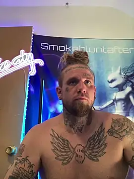 Smokebluntafterblunt online show from March 4, 4:37 pm