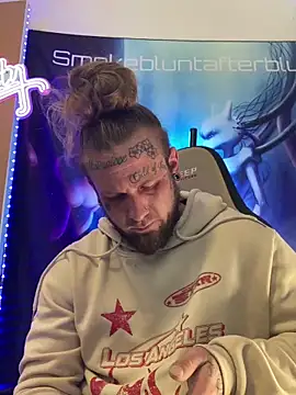 Smokebluntafterblunt online show from March 20, 4:19 pm