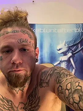 Smokebluntafterblunt online show from February 11, 3:56 pm