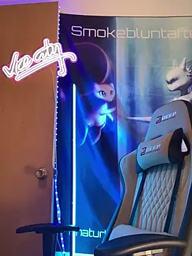 Smokebluntafterblunt online show from March 4, 2:19 am