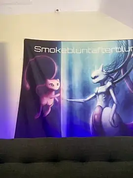 Smokebluntafterblunt online show from April 27, 12:36 pm