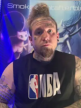 Smokebluntafterblunt online show from February 11, 3:39 am