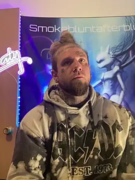 Smokebluntafterblunt online show from February 26, 1:00 pm