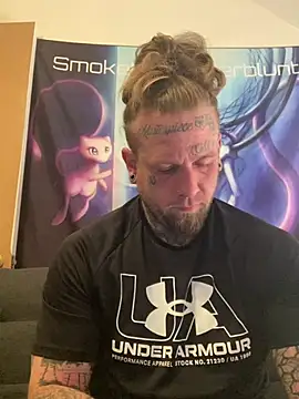 Smokebluntafterblunt online show from May 3, 3:55 am