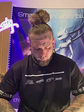 Smokebluntafterblunt online show from March 31, 11:56 am