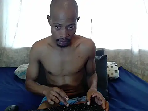 MRSHYGUY29 online show from February 21, 10:50 am