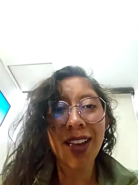 Snapshot of Camila_Lopez1 chatting on February 11, 3:01 pm Camila Lopez1 online show from February 11, 3:01 pm