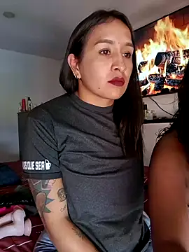 Snapshot of Paola_andrade chatting on February 17, 2:03 pm Paola andrade online show from February 17, 2:03 pm