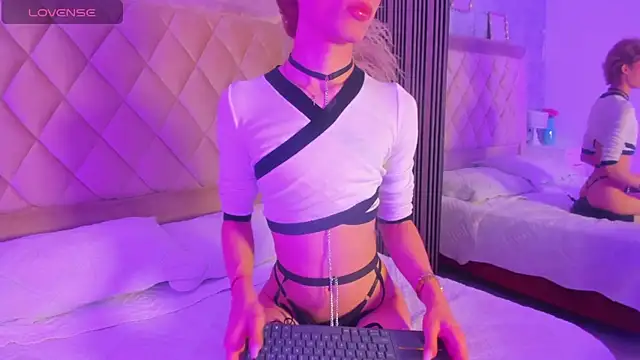 AngelDoll 1 online show from April 5, 6:42 am