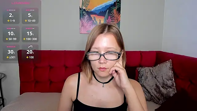 Snapshot of EmmaEthereal chatting on July 18, 1:36 am EmmaEthereal online show from July 18, 1:36 am
