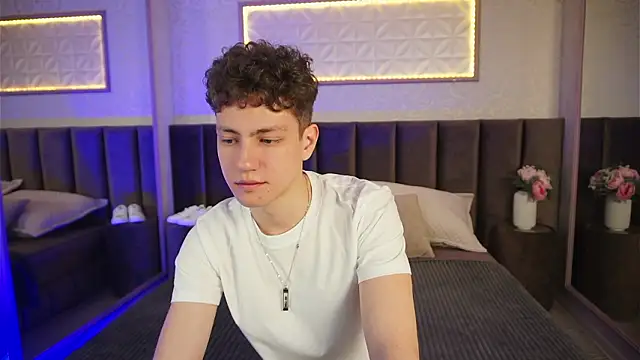 StefanBev online show from March 12, 7:40 pm