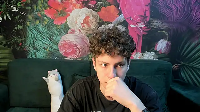 StefanBev online show from April 12, 7:39 pm