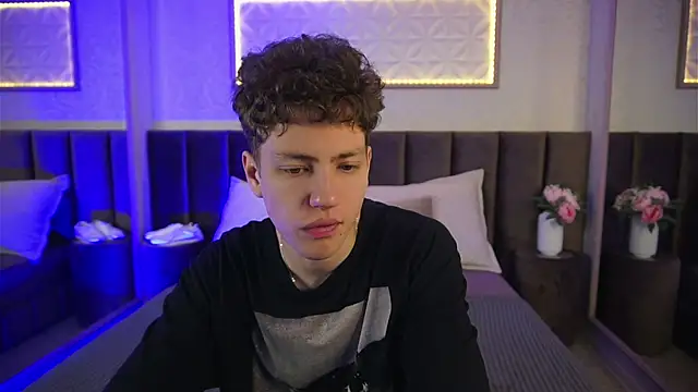 StefanBev online show from March 31, 7:38 pm