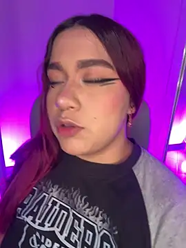 Wen 01 online show from April 14, 11:15 am