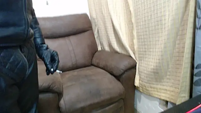 Snapshot of NeedyIron chatting on February 9, 7:23 pm NeedyIron online show from February 9, 7:23 pm