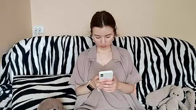 LanitaHemple online show from April 2, 6:20 am