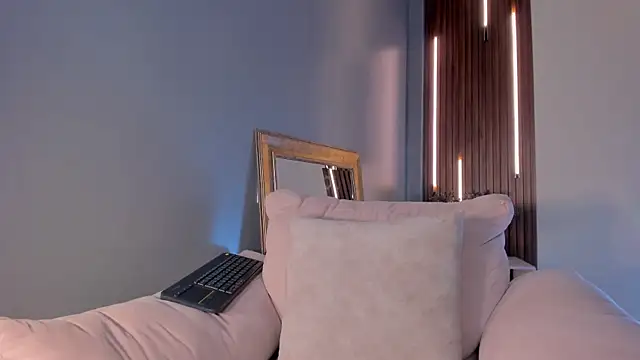 Snapshot of SimonaStar chatting on February 20, 12:51 pm SimonaStar online show from February 20, 12:51 pm