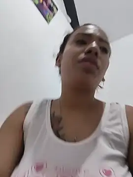 Snapshot of sandra_rey_ chatting on July 14, 5:23 am sandra rey online show from July 14, 5:23 am