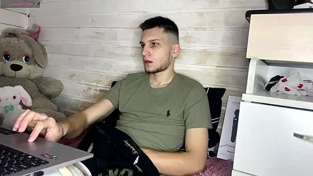 Donald boy online show from March 19, 11:16 pm