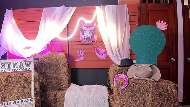 Mia Naive online show from March 21, 11:47 am