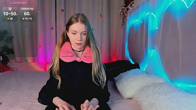 lada2k4 online show from April 23, 5:36 am