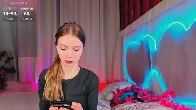 lada2k4 online show from March 10, 5:44 am