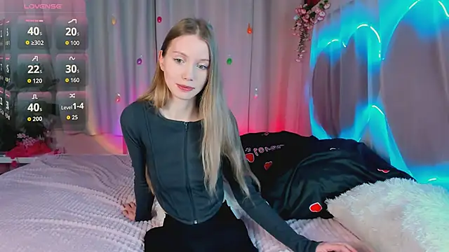 lada2k4 online show from April 13, 5:44 am