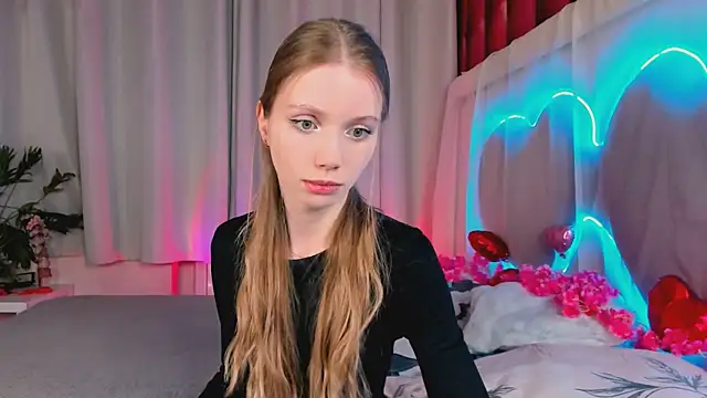 lada2k4 online show from February 16, 5:39 am