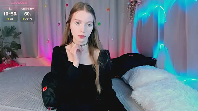 lada2k4 online show from April 21, 5:36 am
