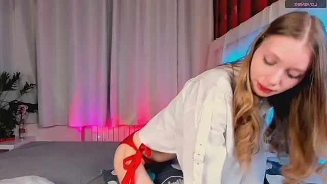 lada2k4 online show from February 13, 6:02 am