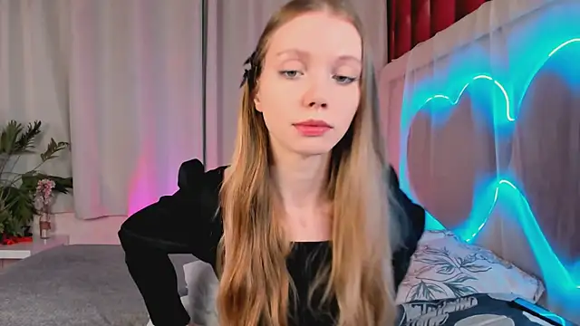 lada2k4 online show from February 12, 5:51 am