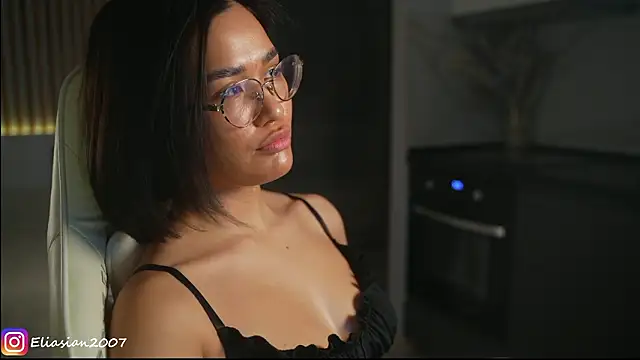 Eliasian online show from March 29, 2:30 pm