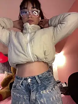 alahia pink online show from February 13, 3:28 am