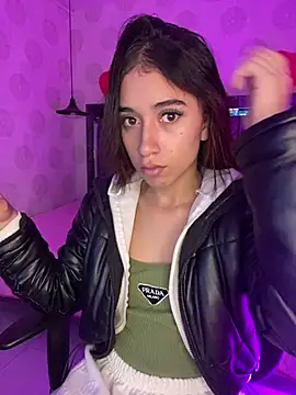 alahia pink online show from February 28, 2:44 am