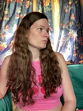 Snapshot of Midnight_Munch chatting on June 6, 12:54 pm Midnight Munch online show from June 6, 12:54 pm