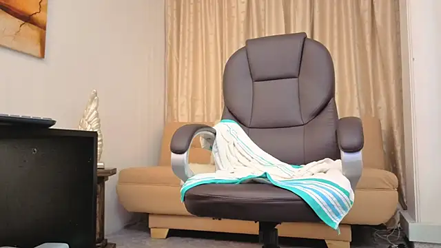 Tommas Jhonson online show from March 8, 2:26 am