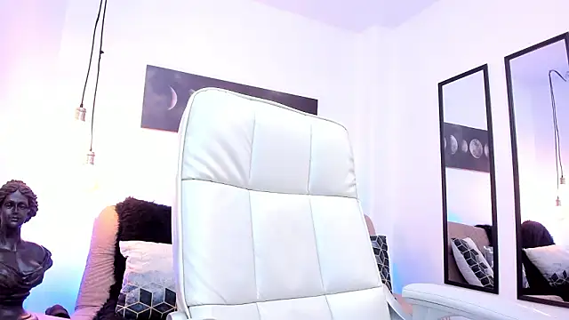 Tommas Jhonson online show from March 6, 3:23 am