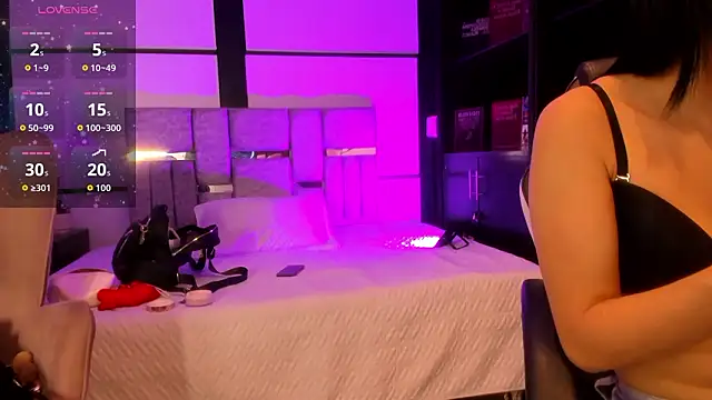 lorraineHunter online show from February 11, 1:44 pm